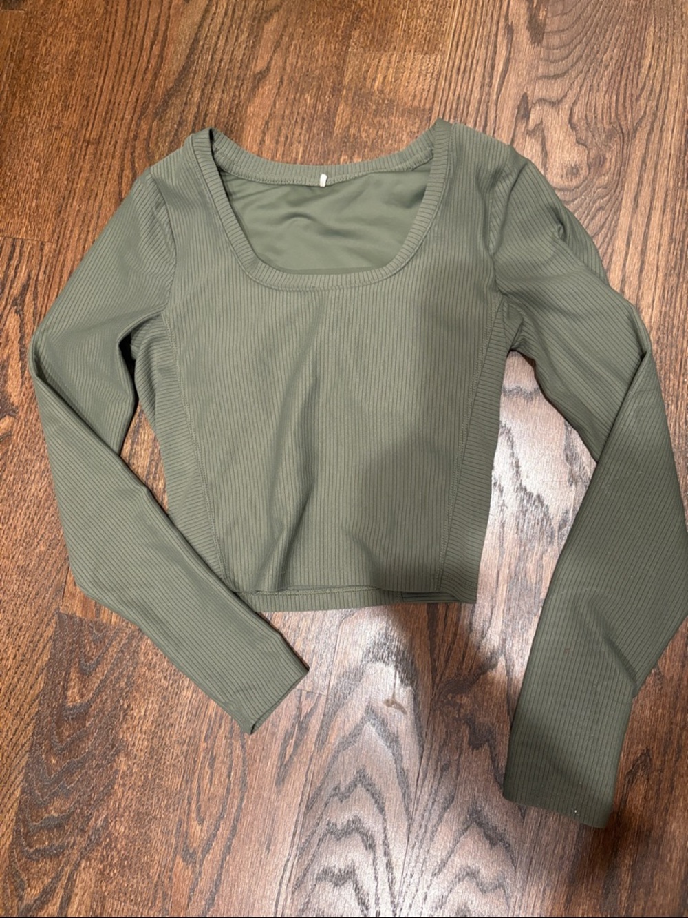 Ribbed Scoop Neck Long Sleeve activewear Top - Olive Green